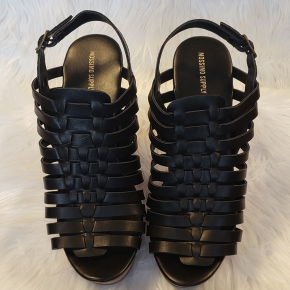 Womans wedge strappy sandals - Picture 3 of 5